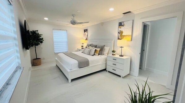 4 habitaciones, escritorio, tabla de planchar con plancha y wifi 