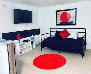 1 bedroom, WiFi, bed sheets