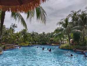 Piscine extérieure