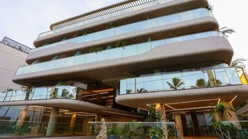 Luxury Apartment | Exterior