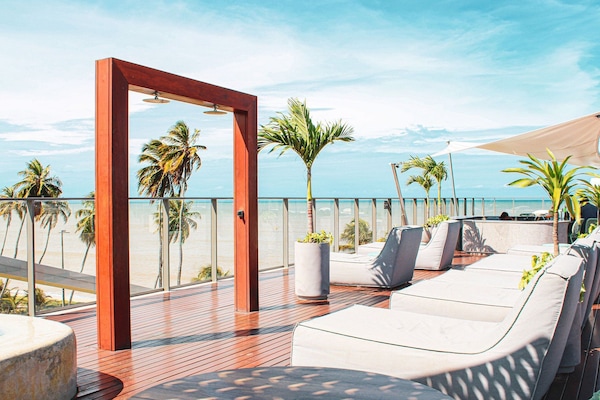 Apartamento superluxo | Terraço/pátio