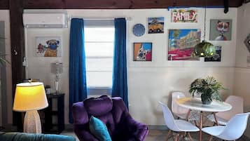 Comfort Studio, Non Smoking, Kitchenette | Blackout drapes, free WiFi