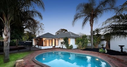 Peaceful Parkside Escape with Private swimming Pool