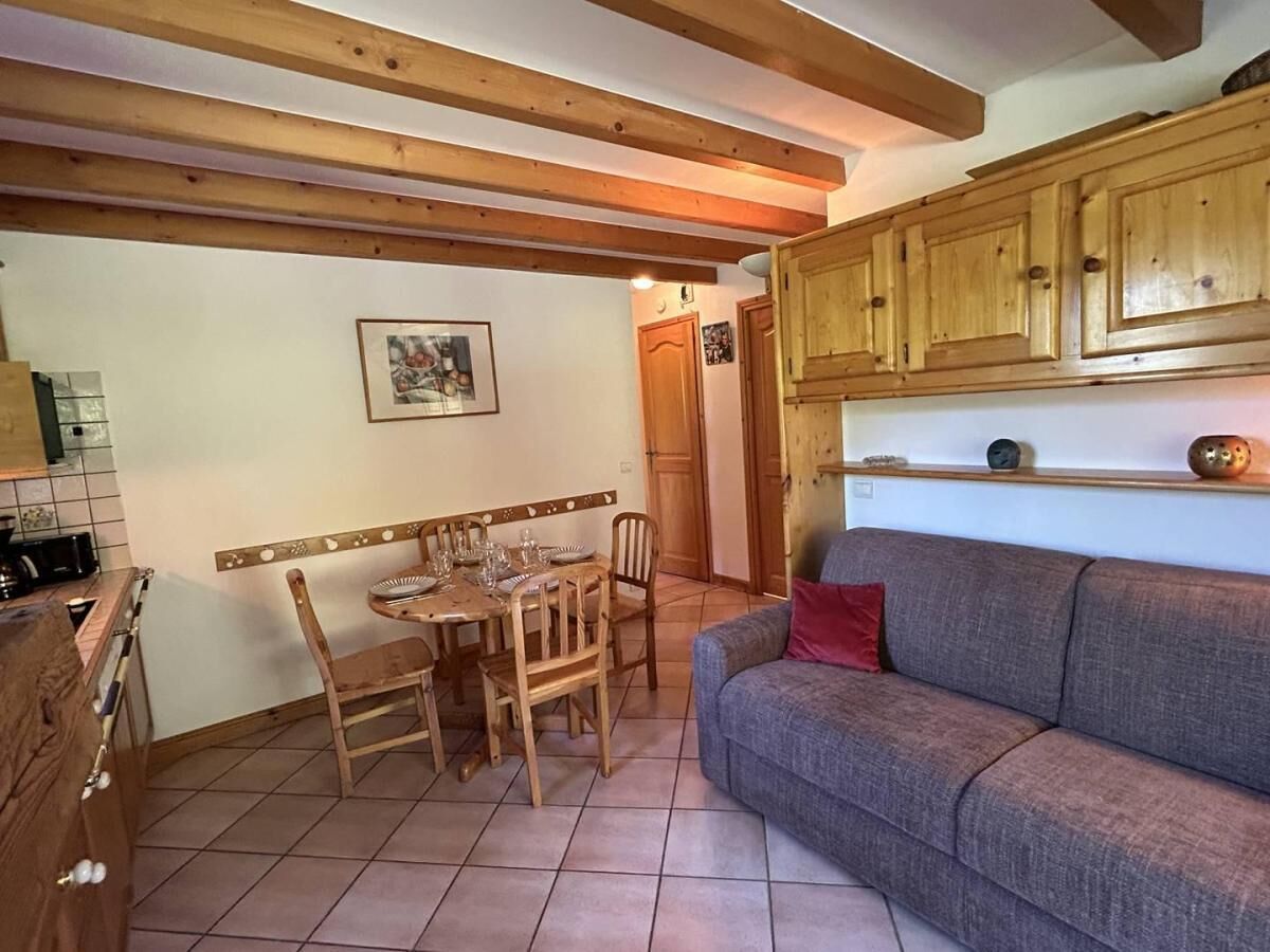 300m From Ski Slopes, 1st Floor, Balcony, Fireplace Or Stove, Tv, 42m², Méribel-mottaret - Méribel