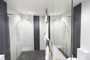 Shower - Two Bare Feet (Truro)