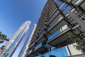 Exterior - SIMPLY COMFORT Skyline Apts at Nobles Tower with Luxury Burj View (Dubai)