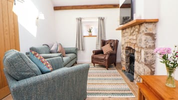 Cottage | Living area