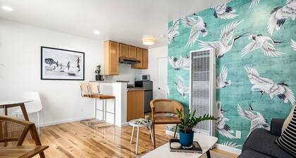 Swell House Santa Cruz, Suite 5