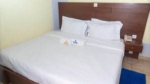 Royal Suite, City View - Hotel Residence Madadjeu (Yaoundé)
