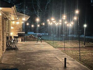 المنطقة المحيطة بالمنشأة