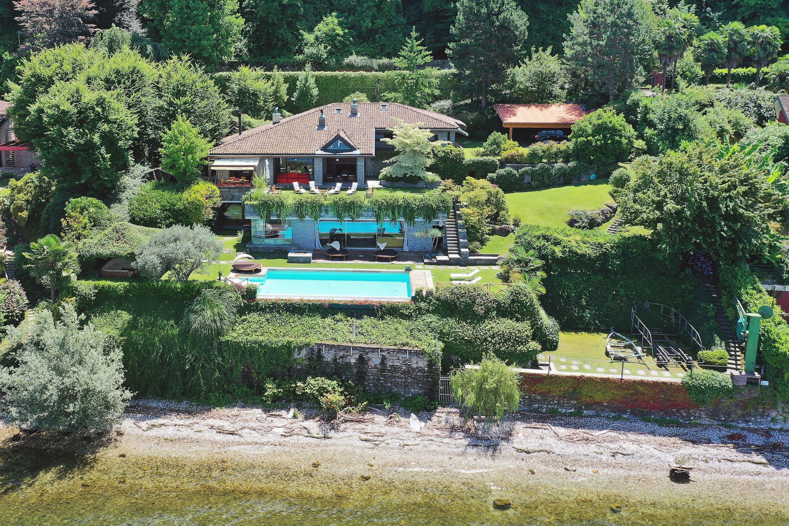 Villa Isa - Ispra, Lake Maggiore - by NORTHITALY VILLAS Vacation rentals