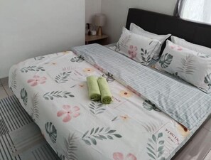 3 多间卧室、熨斗/熨衣板、WiFi、床单