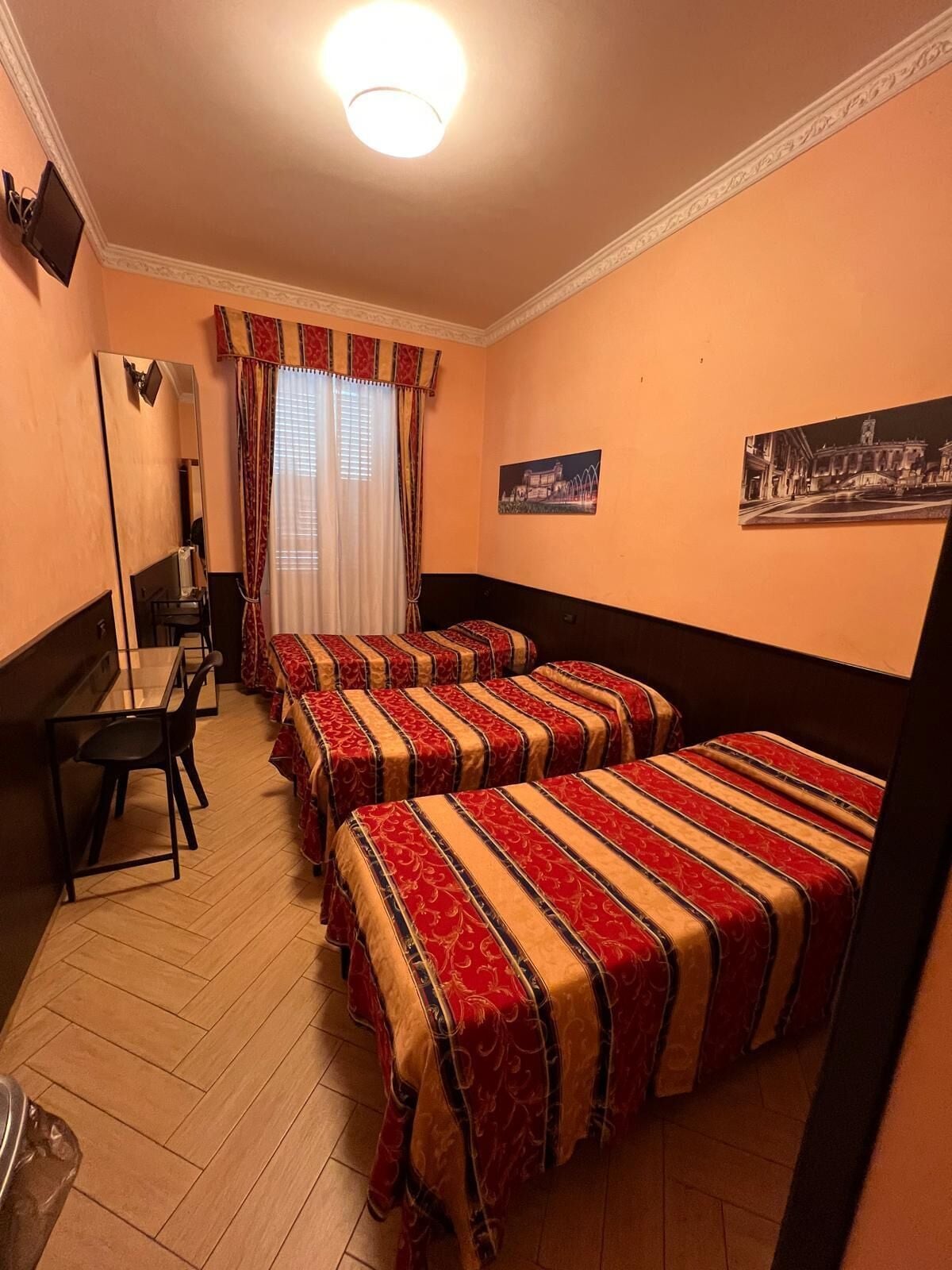 Photo - Funny Holiday