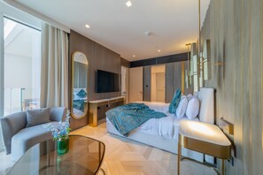 1 bedroom, in-room safe, iron/ironing board, free WiFi - Astounding 1BR Apartment with Sea View (Dubai)