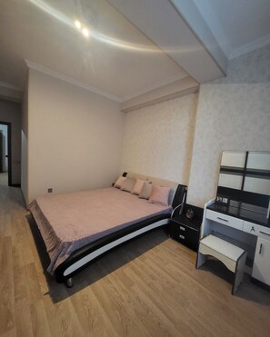 1 bedroom, iron/ironing board, WiFi, bed sheets