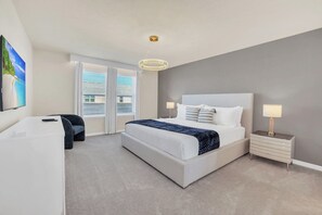 5 slaapkamers, een strijkplank/strijkijzer, wifi, beddengoed