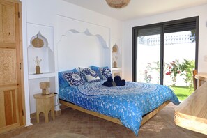 4 soverom, skrivebord, strykejern/-brett og wi-fi (inkludert)