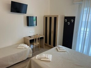 Comfort Triple Room, Non Smoking, Balcony - HOTEL ANVERSA (Rimini)