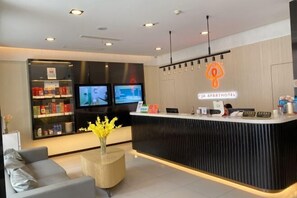 Lobby - CJIA Apartment Hotel (Shanghai Zhongtan Road Subway Station) (Shanghai)