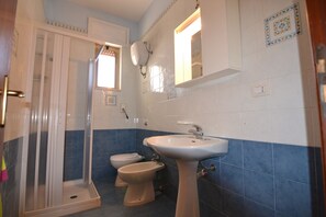 Douche, bidet