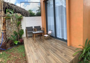 Luksus-studiosuite - udsigt til pool | Terrasse/gårdhave