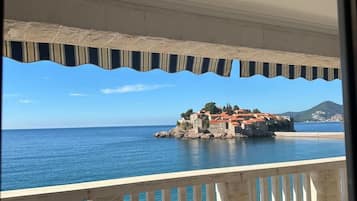 Comfort Apartment, Sea View | Terrace/patio