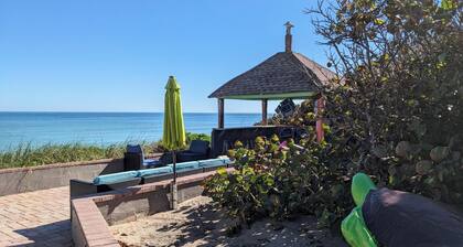 SEASHELL SUITES RESORT
-Florida's Finest Beach Hotel