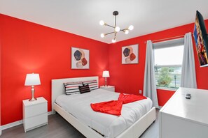 Maison, 4 chambres, patio, vue sur le lac | 4 chambres, fer et planche à repasser, accès au Wi-Fi (inclus)