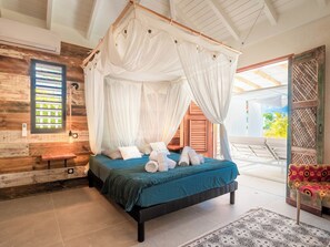 3 slaapkamers, reisbedje, wifi, beddengoed