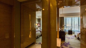 Room - International Trade Hotel (Jincheng)
