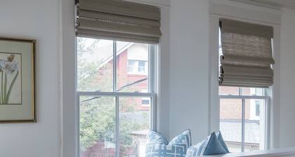 Charming Downtown 2 BR Apartment Steps from Downtown Mall