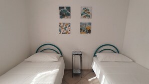 2 Schlafzimmer, Bügeleisen/Bügelbrett, kostenloses WLAN, Bettwäsche