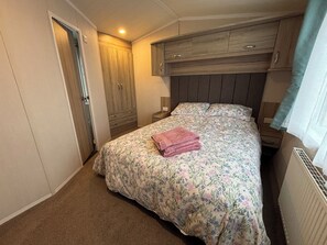 Cottage | 2 bedrooms, individually decorated, individually furnished, free WiFi - The Lodge at Pennant-igyn (Pwllheli)