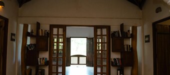 Surya Lagoon Village-Lovely 4-bedroom villa in Nilaveli with WiFi and AC