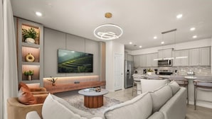 Interior - 5 BD/ 4.5 BA/ Windsor Cay (1137 BI) (Clermont)