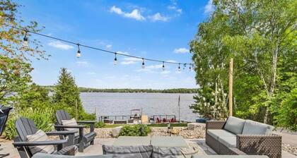 Beaver Lake Retreat – Relax Lakeside with a Private Hot Tub & Stunning Views