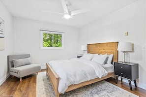 3 bedrooms, free WiFi, bed sheets