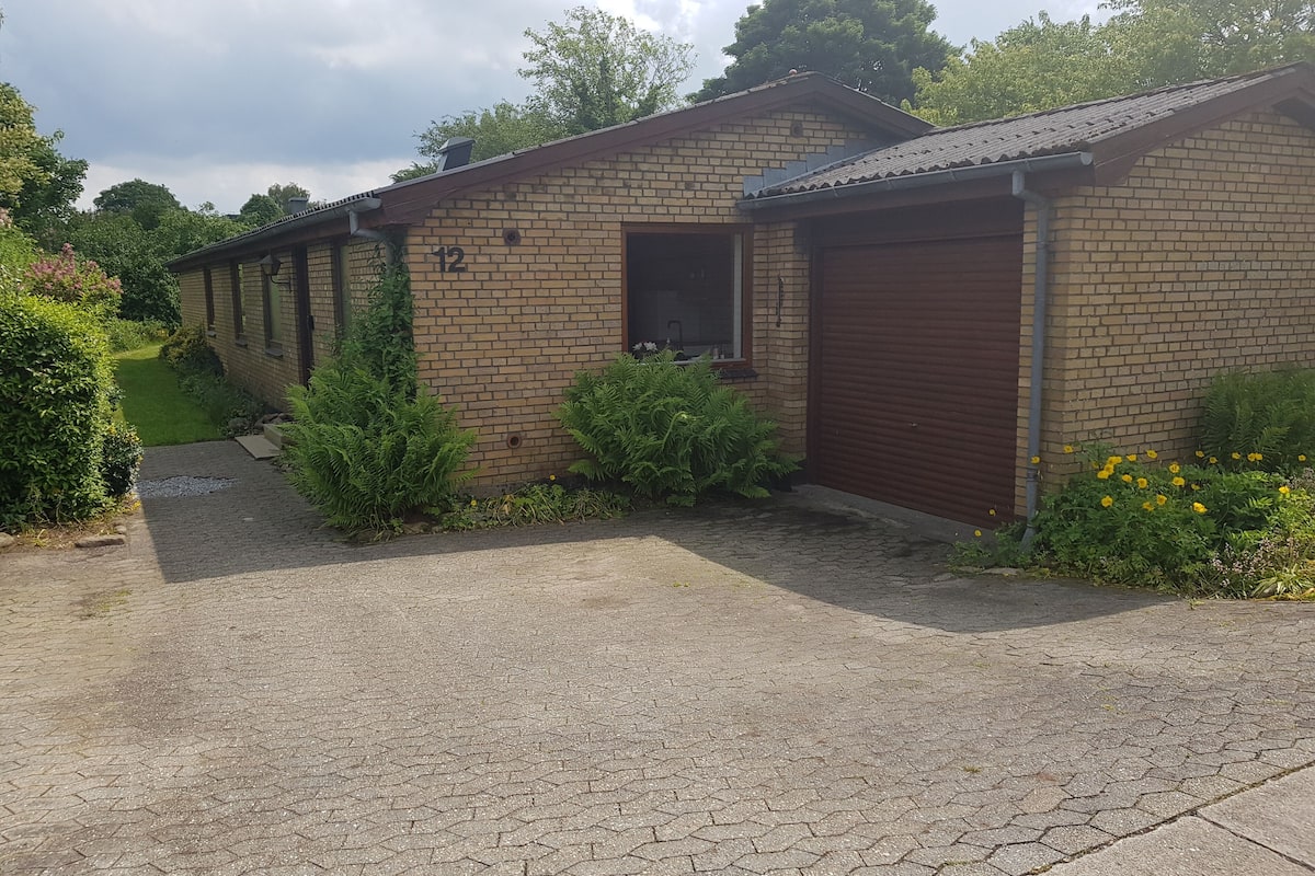 Comfort House, Garden View