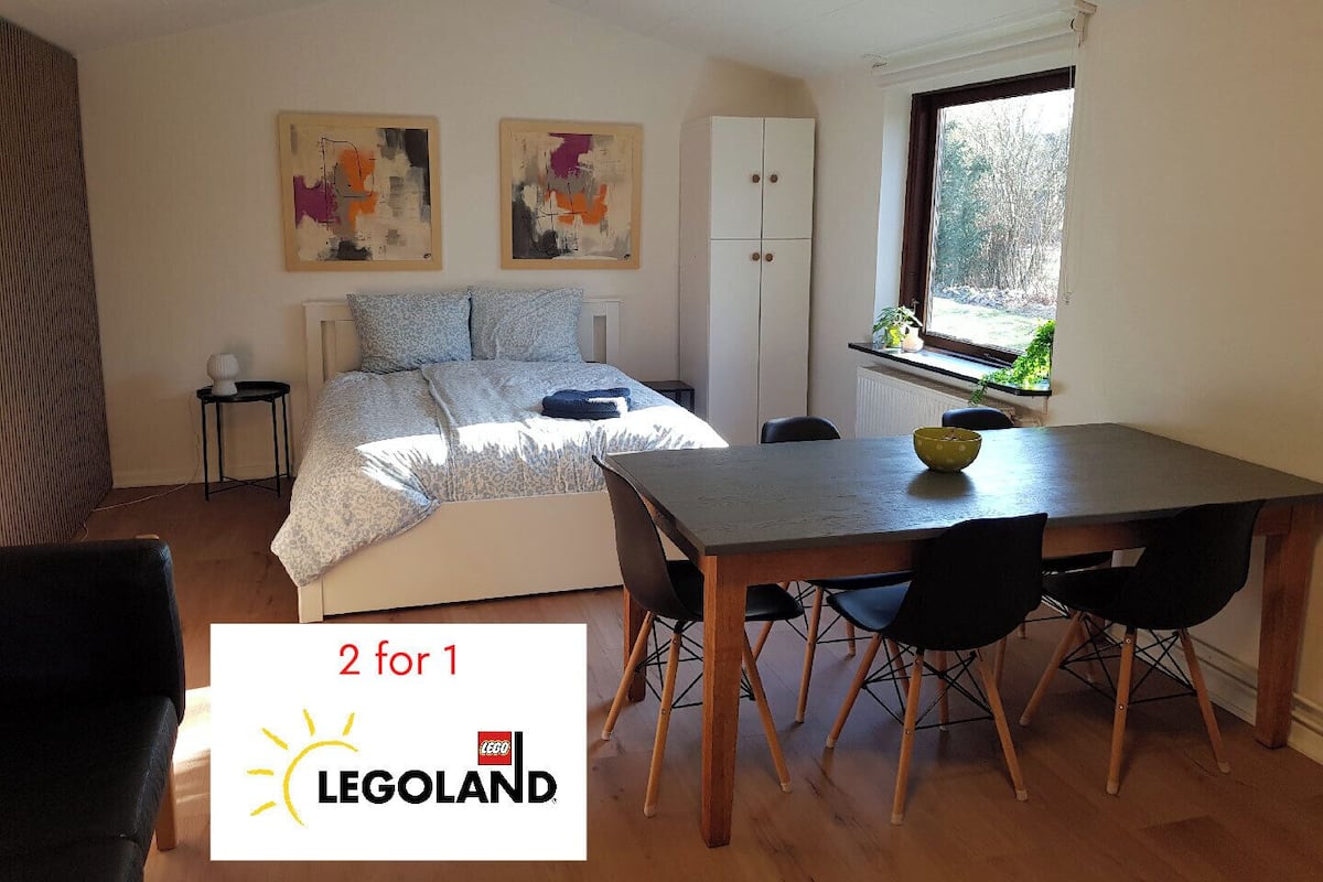 Leilighet – comfort | Dundyner, blendingsgardiner, lydisolert og strykejern/-brett