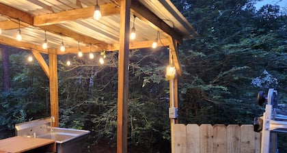 Milky Way with AC and WiFi, glamping near Houston