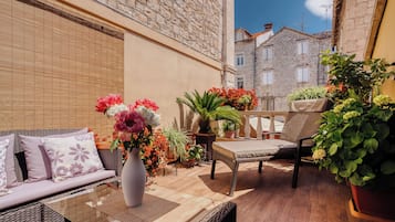 Appartement Confort, vue ville | Terrasse/Patio