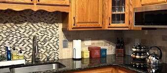 Star City Gem near Trailheads