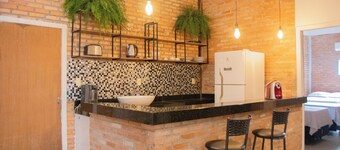 Congress Studios Inn