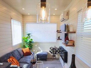 Apartment | 1 bedroom - Unit 9 Barossa Junction Stylish Stay (Fredericksburg)