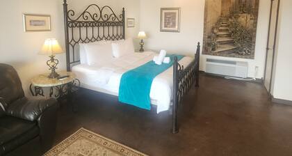 Unit 4 Provence Passage Lavender Dreams