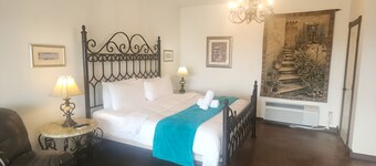 Unit 4 Provence Passage Lavender Dreams