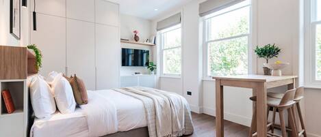 1 soverom, strykejern/-brett og internettilgang