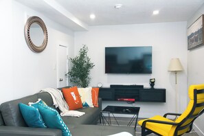 Smart TV, books, stereo, printers