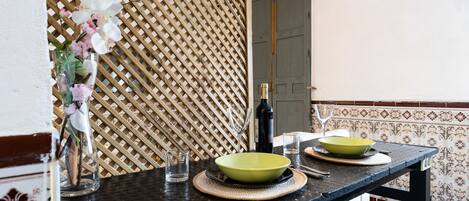 تناول الطعام