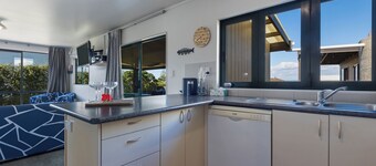 Virtue Escape - Beachside Bliss at Tokerau Beach